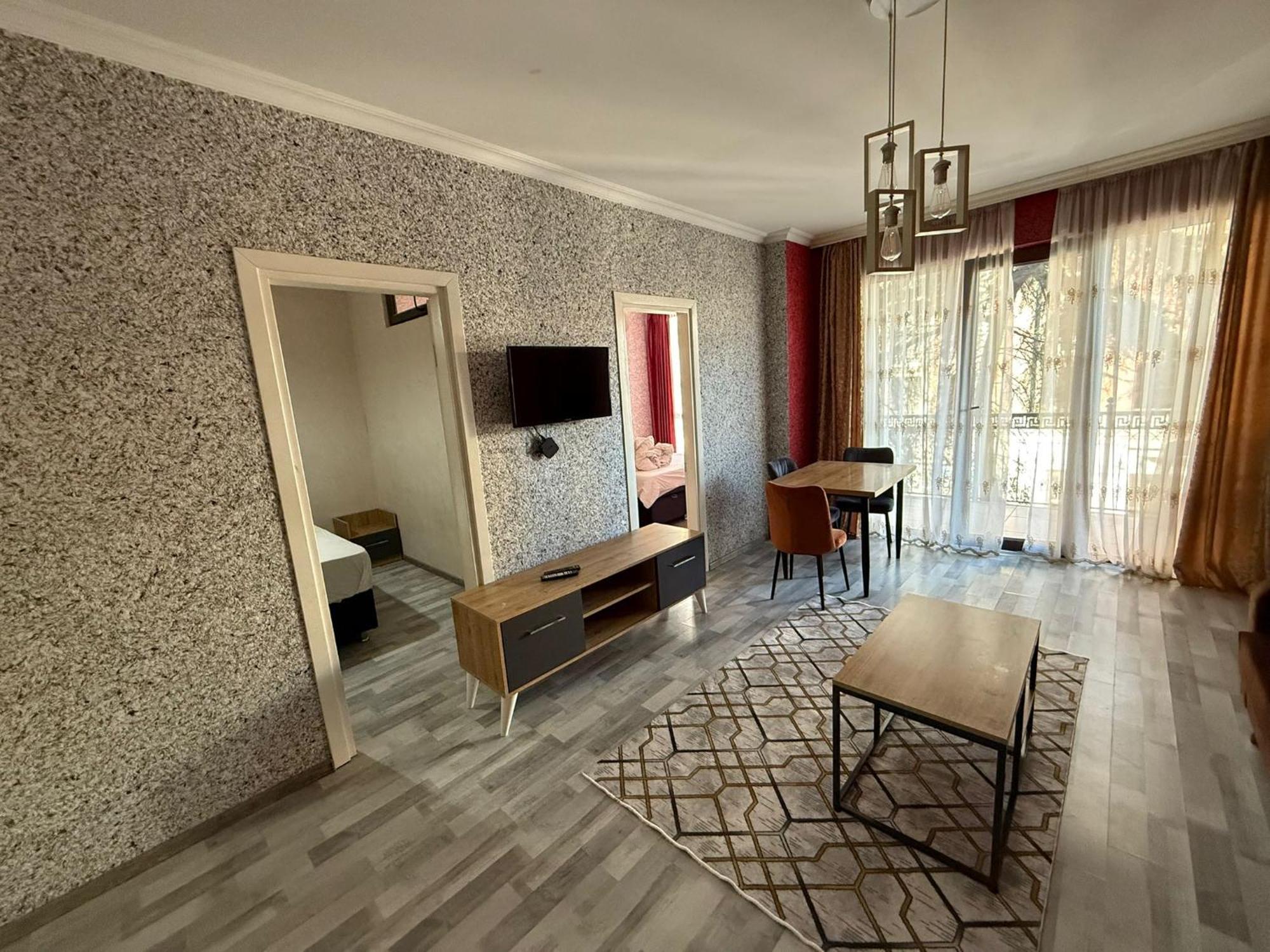 Karvi Hostel & Suites Batumi Zewnętrze zdjęcie