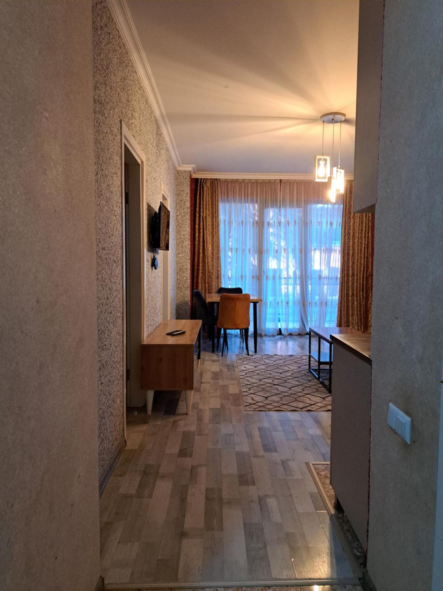 Karvi Hostel & Suites Batumi Zewnętrze zdjęcie