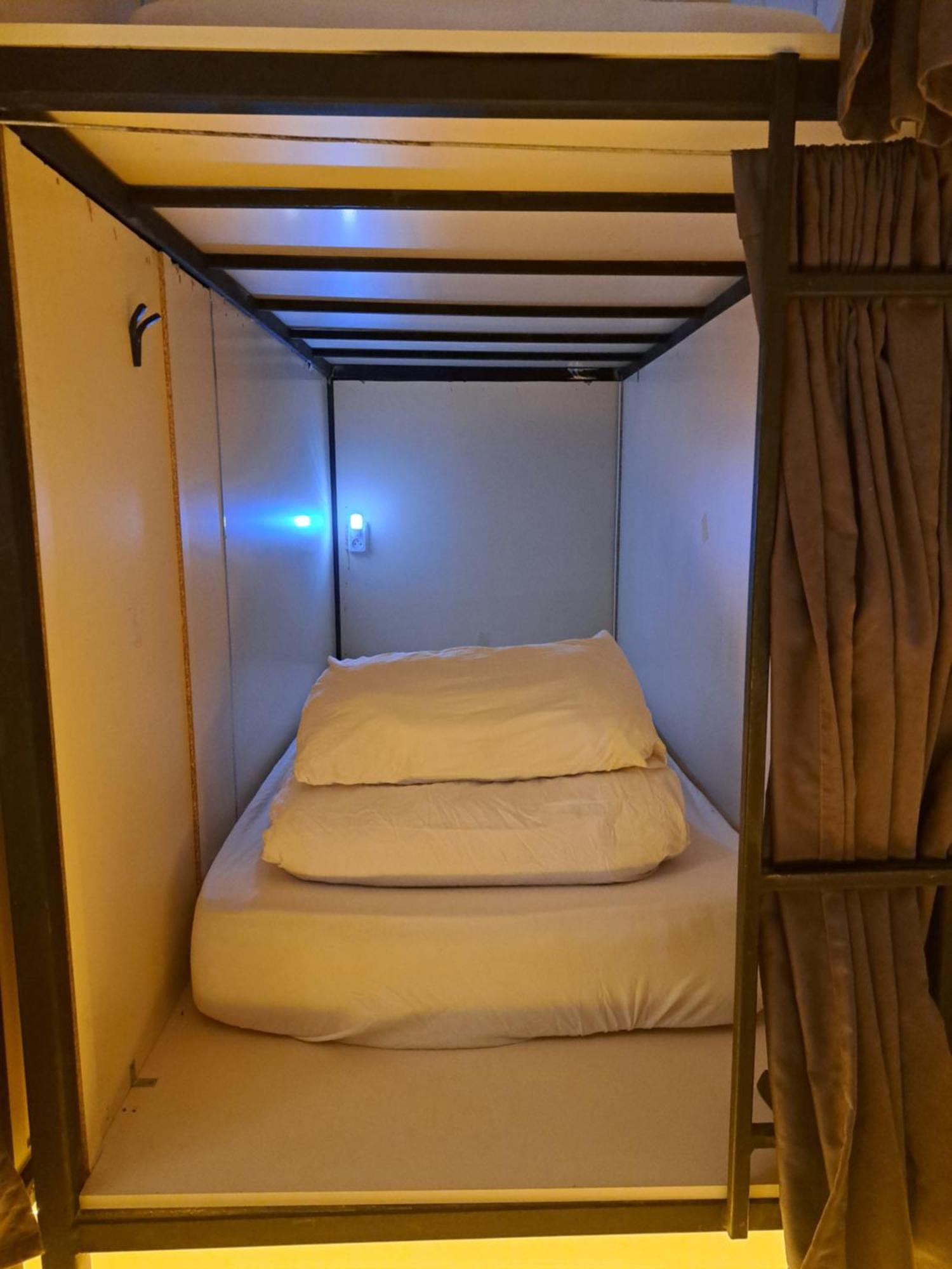Karvi Hostel & Suites Batumi Zewnętrze zdjęcie