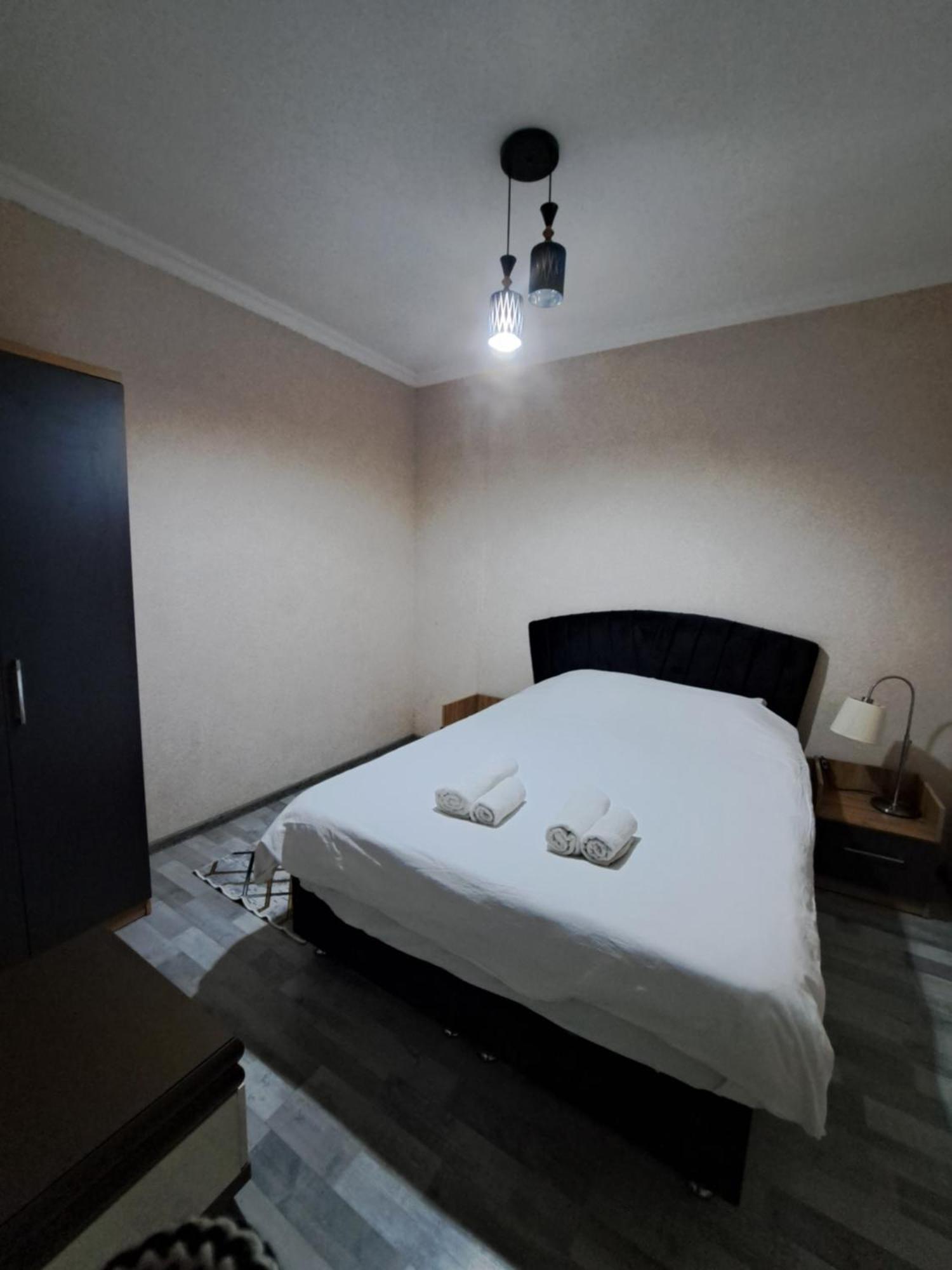 Karvi Hostel & Suites Batumi Zewnętrze zdjęcie