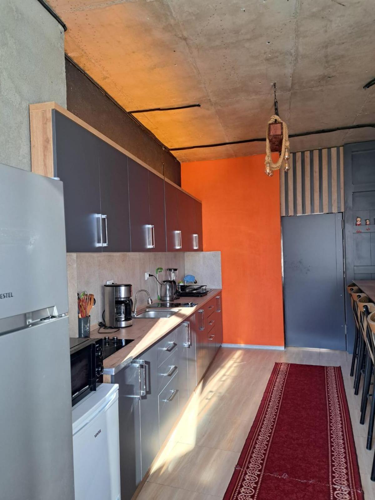 Karvi Hostel & Suites Batumi Zewnętrze zdjęcie